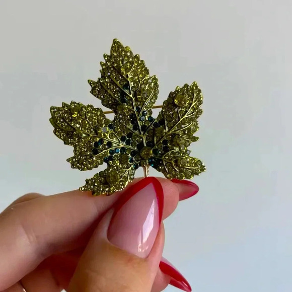 Bria Red Maple Leaf Green Crystal Brooch - Picture 1 of 8